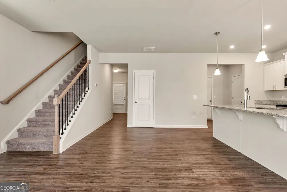 157 Inman DR Canton, GA 30114