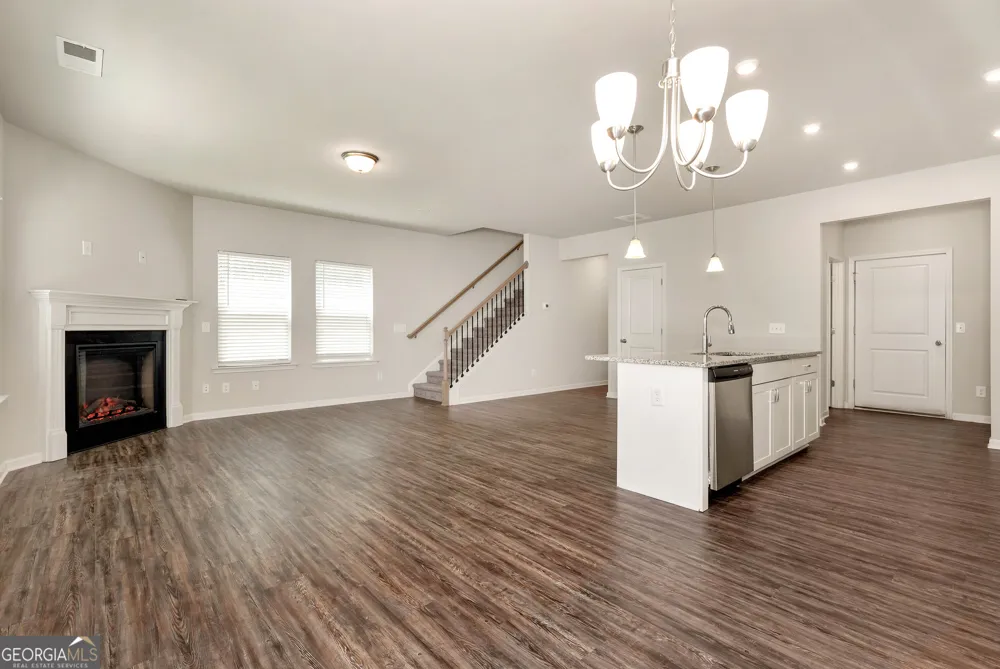 157 Inman DR Canton, GA 30114