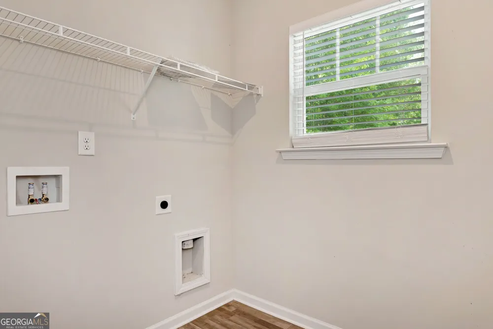 157 Inman DR Canton, GA 30114