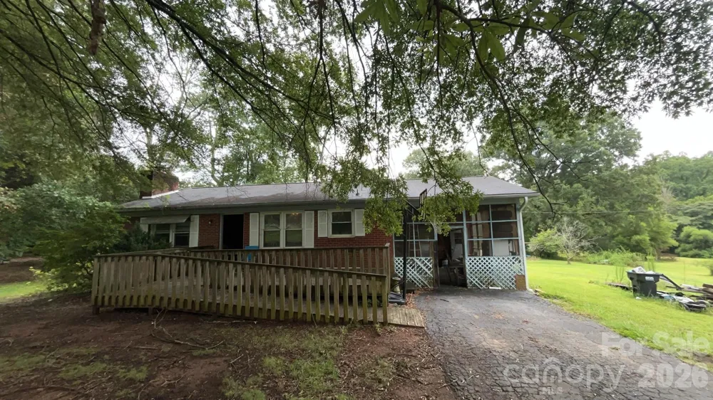 389 Midway Lake Road Mooresville, NC 28115