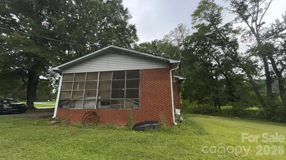 389 Midway Lake Road Mooresville, NC 28115