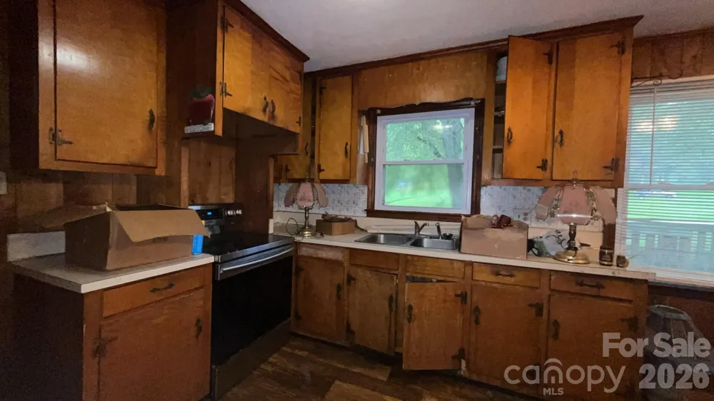 389 Midway Lake Road Mooresville, NC 28115