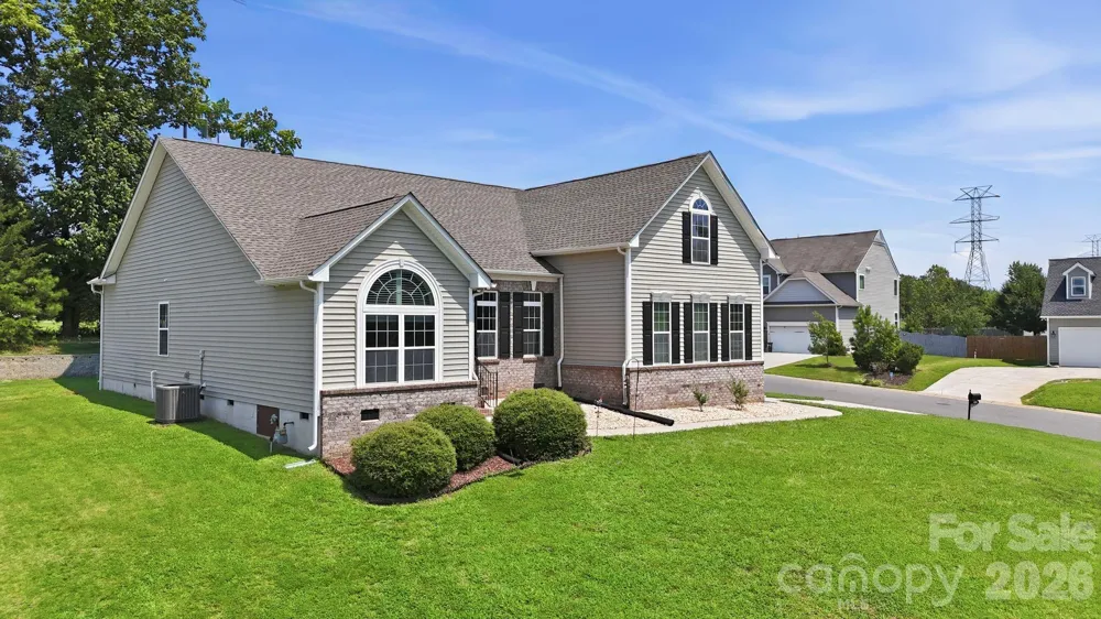 4851 Summerside Drive Clover, SC 29710
