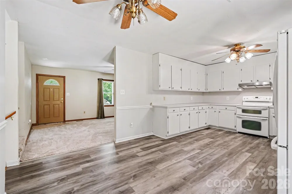 1751 Piney Road Hickory, NC 28602