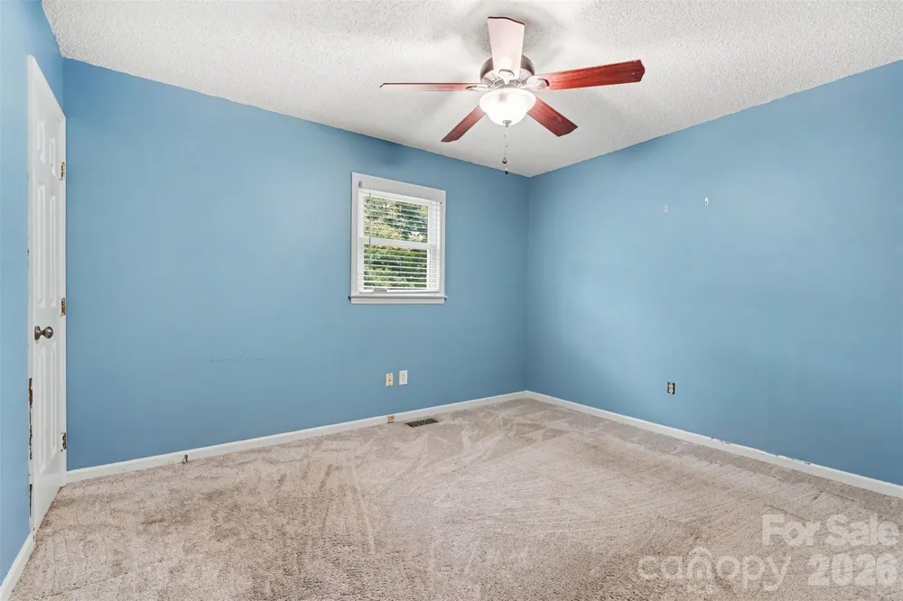1751 Piney Road Hickory, NC 28602