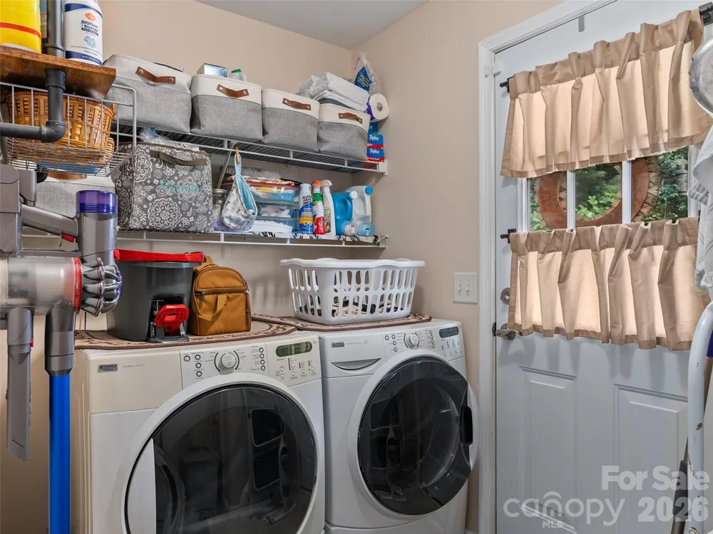 14 Folsom Drive Candler, NC 28715