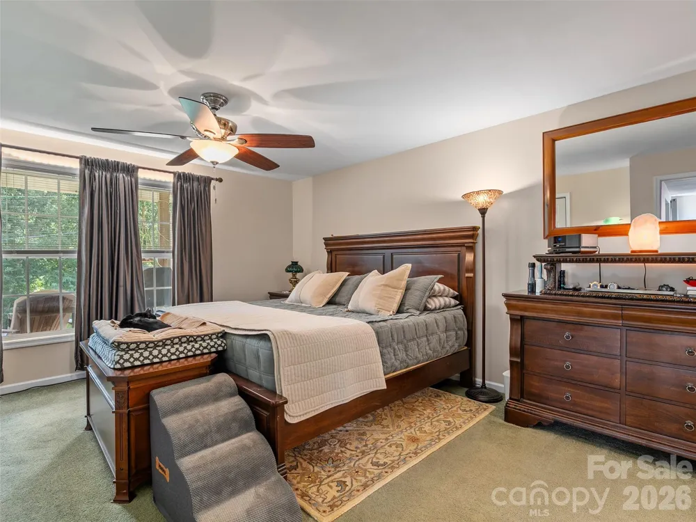 14 Folsom Drive Candler, NC 28715