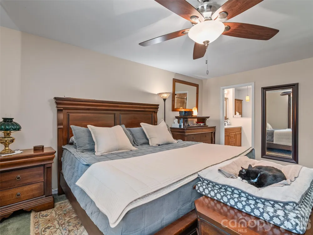 14 Folsom Drive Candler, NC 28715