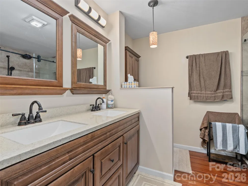 14 Folsom Drive Candler, NC 28715