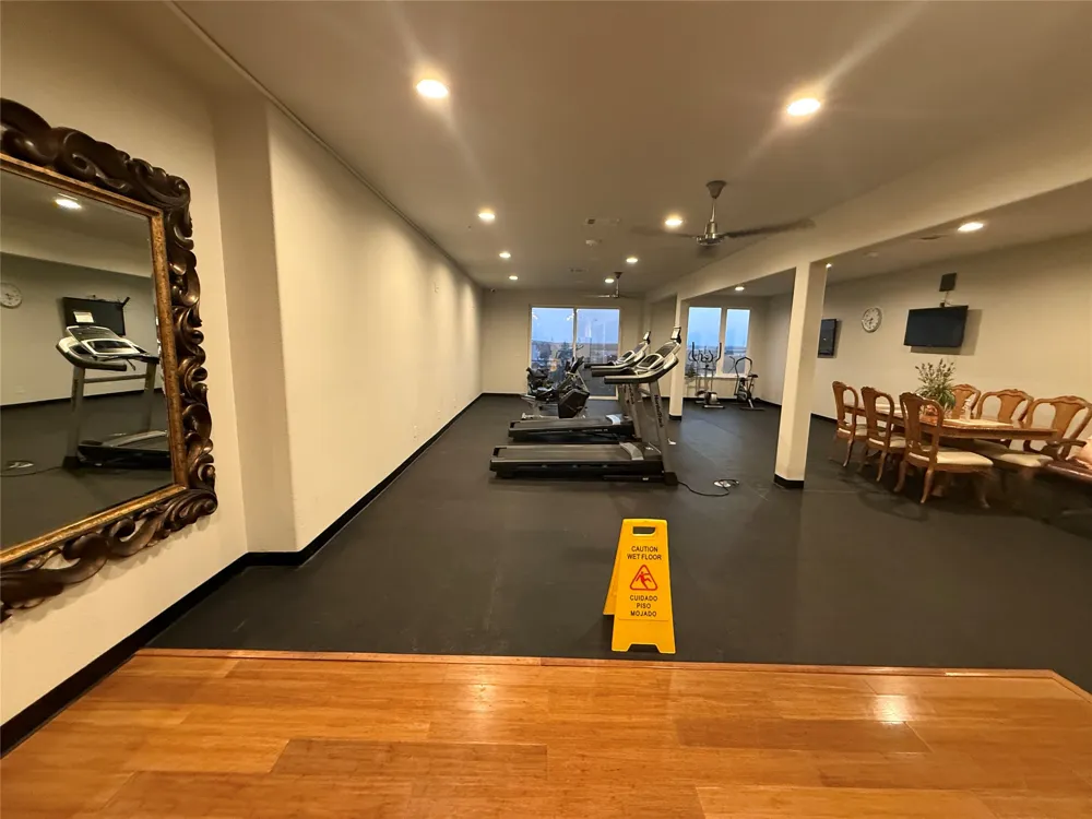 1220 W Trinity Mills Road #3010 Carrollton, TX 75006