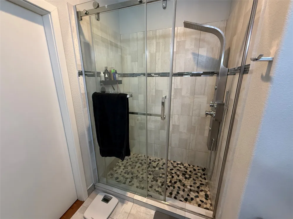 1220 W Trinity Mills Road #3010 Carrollton, TX 75006