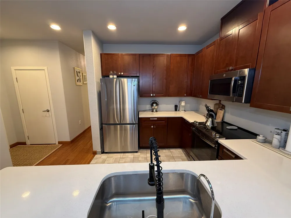 1220 W Trinity Mills Road #3010 Carrollton, TX 75006