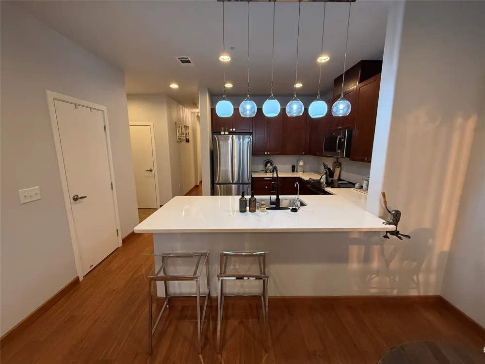 1220 W Trinity Mills Road #3010 Carrollton, TX 75006