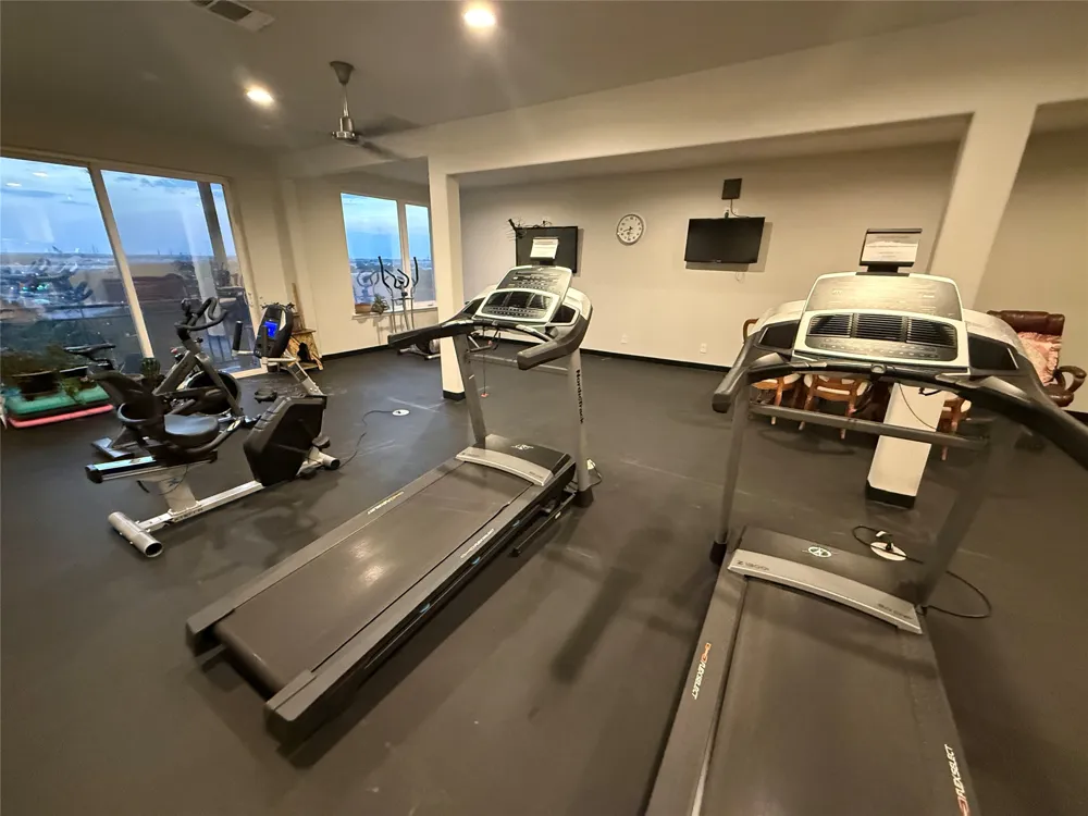 1220 W Trinity Mills Road #3010 Carrollton, TX 75006