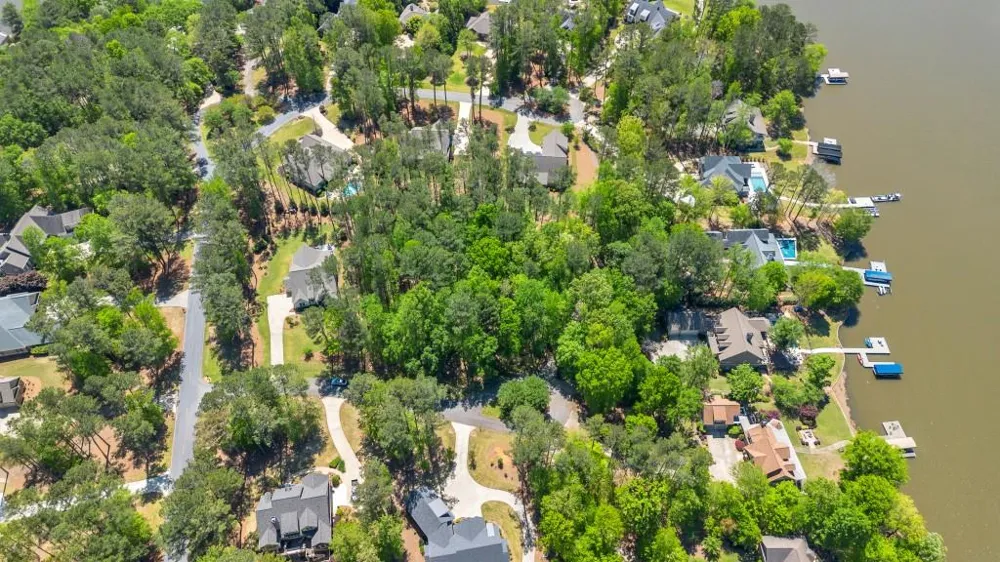 1010 Troon Court Greensboro, GA 30642