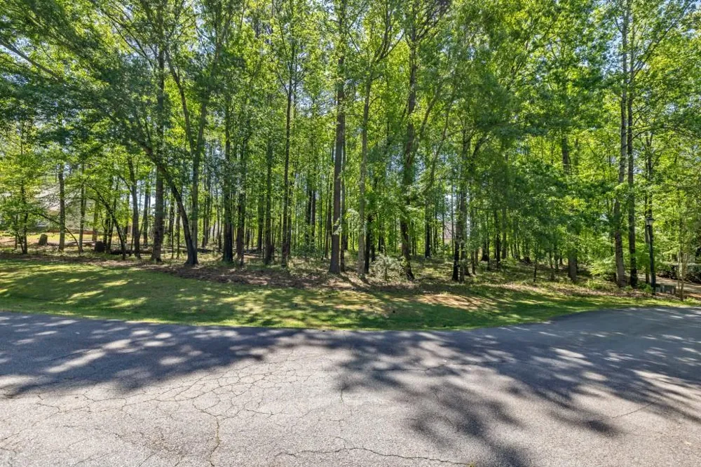 1010 Troon Court Greensboro, GA 30642