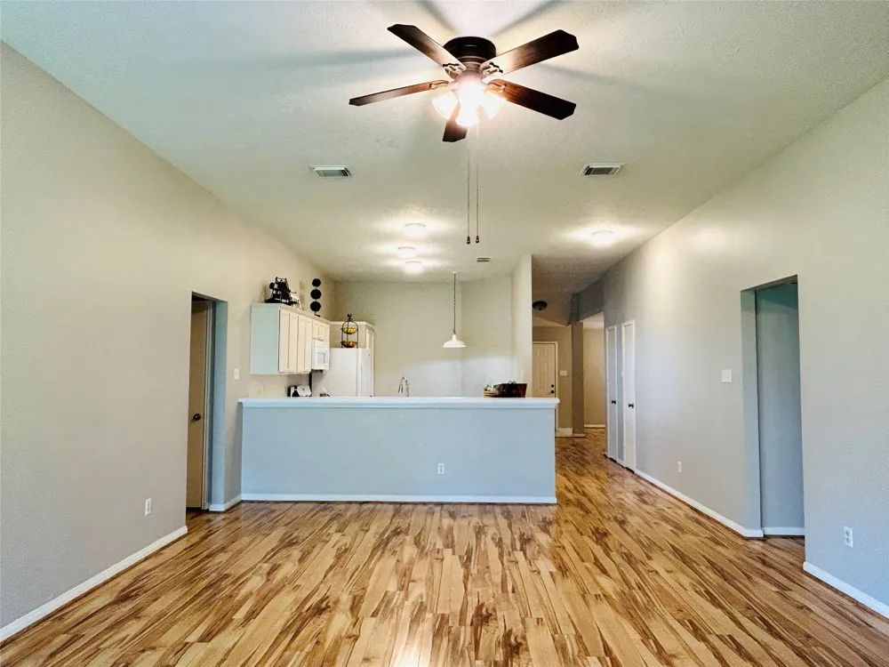 1404 Helmsley Drive Rosenberg, TX 77471