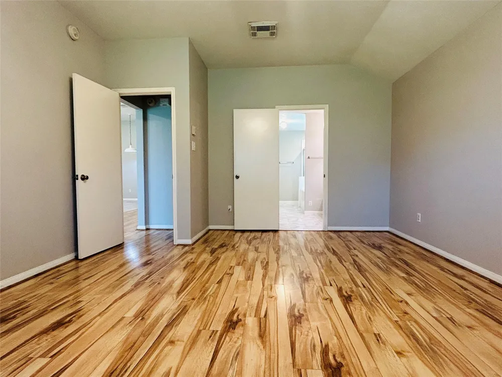 1404 Helmsley Drive Rosenberg, TX 77471
