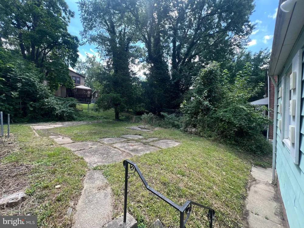 4015 DUVALL AVENUE Baltimore, MD 21216
