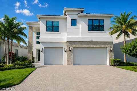 Woodbury Drive