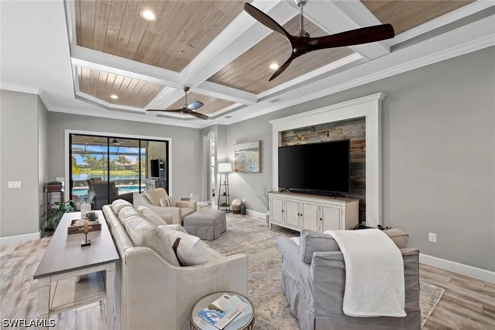 Campanile Circle Naples, FL 34114