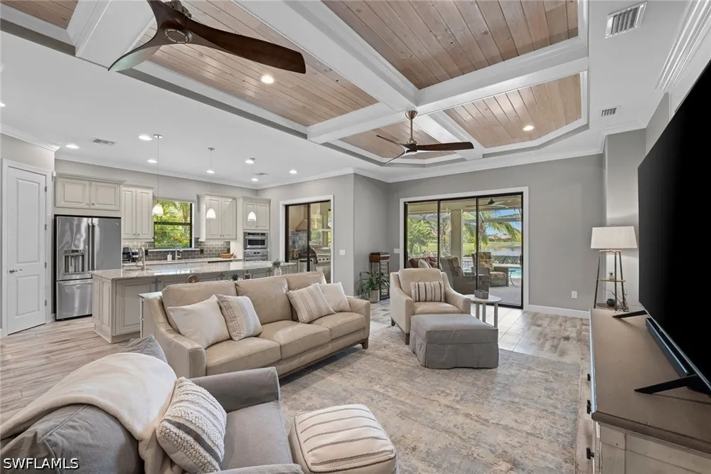 Campanile Circle Naples, FL 34114