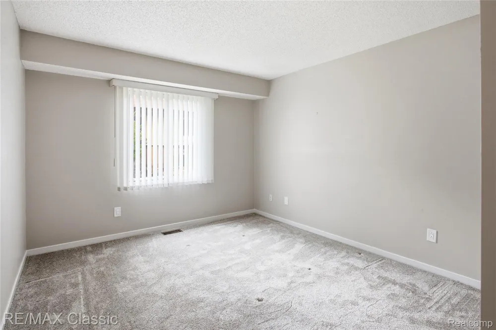 7413 Tall Timbers #178 West Bloomfield Charter Township, MI 48322