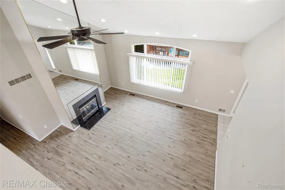 7413 Tall Timbers #178 West Bloomfield Charter Township, MI 48322