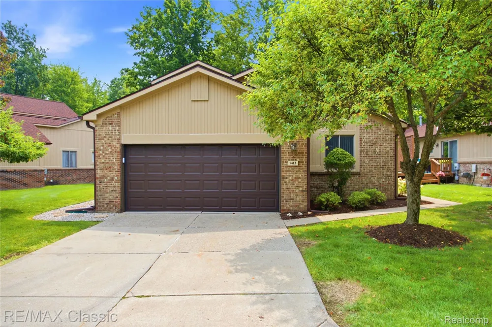 7413 Tall Timbers #178 West Bloomfield Charter Township, MI 48322