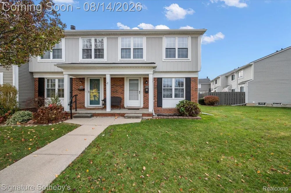 36702 Park Place Drive Sterling Heights City, MI 48310
