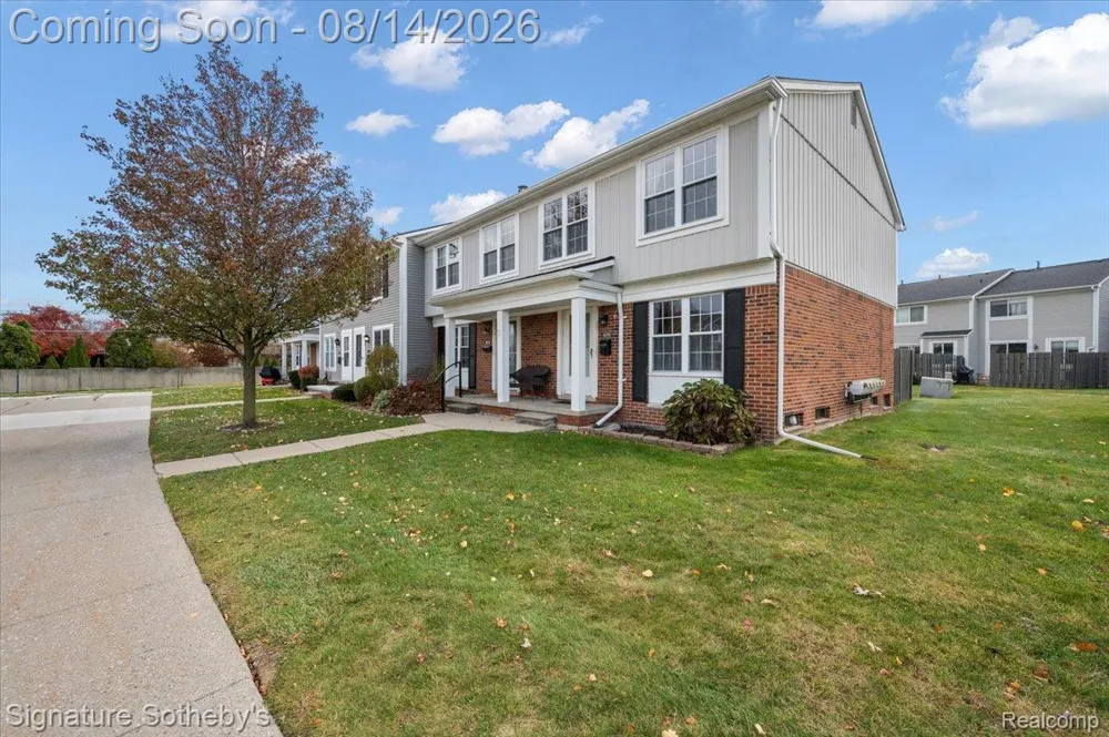 36702 Park Place Drive Sterling Heights City, MI 48310