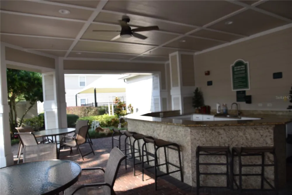 225 SOUTHERN PECAN CIRCLE #205 Winter Garden, FL 34787