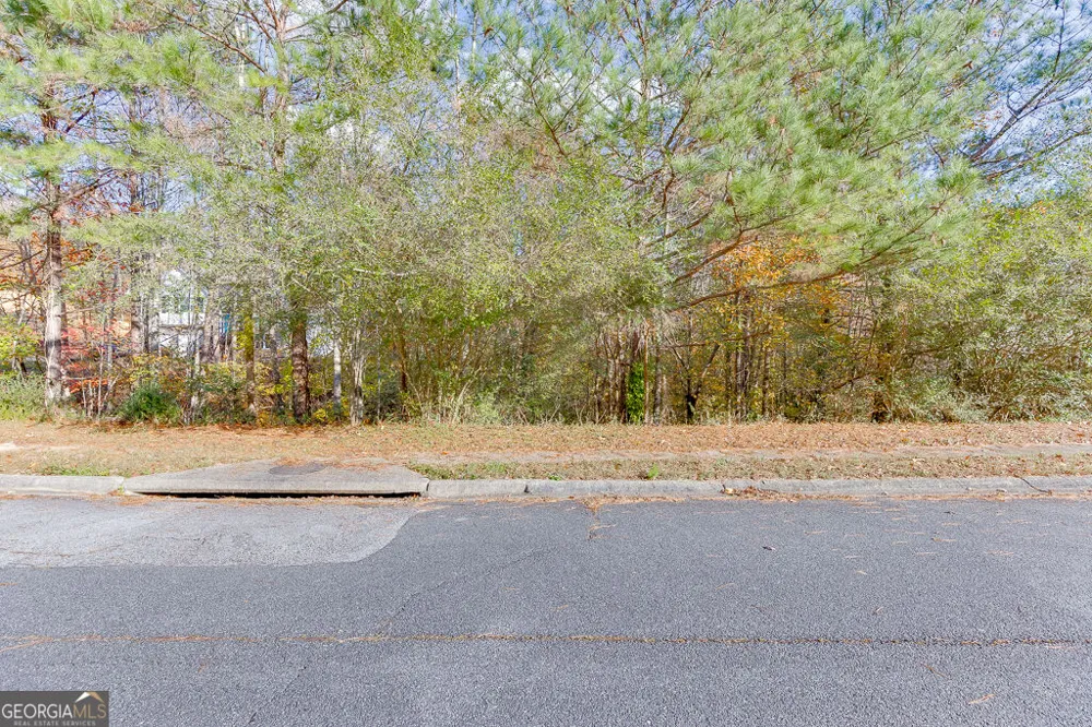 5137 Yellow Stone DR Flowery Branch, GA 30542