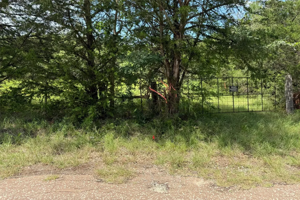 970 FCR Wortham, TX 76693