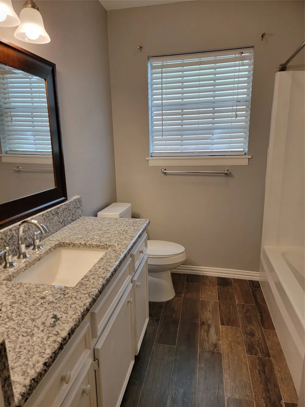 3649 Youpon Street Huntsville, TX 77340