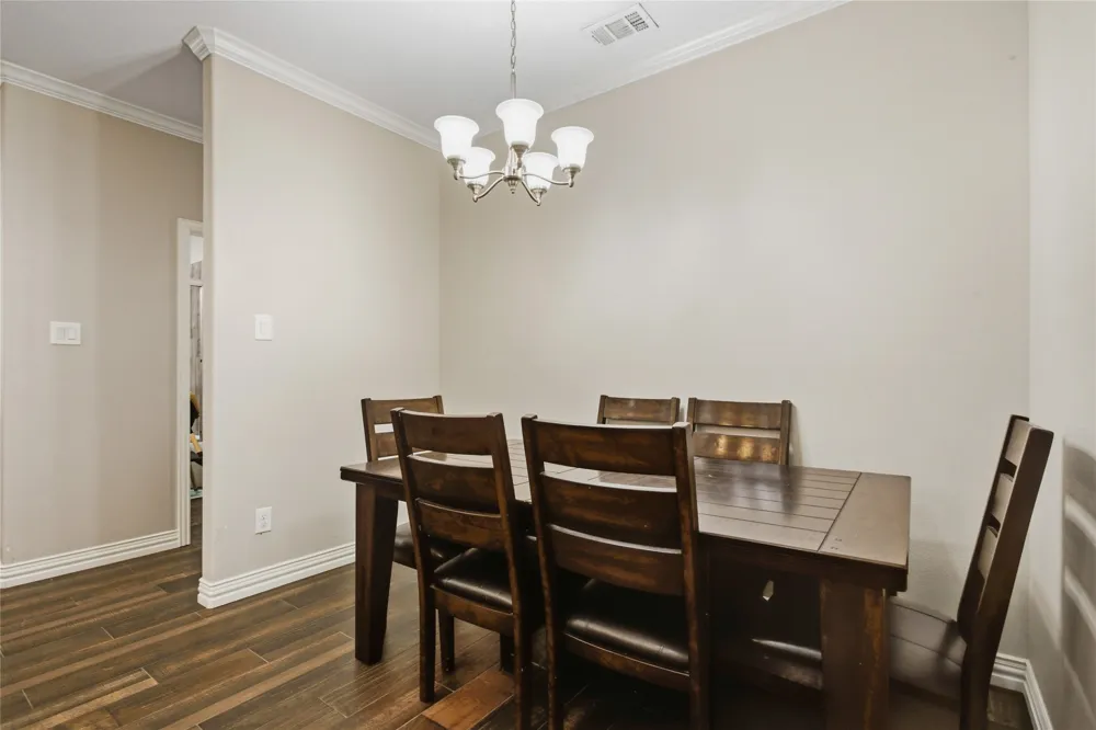 519 W Ford Street Denison, TX 75020