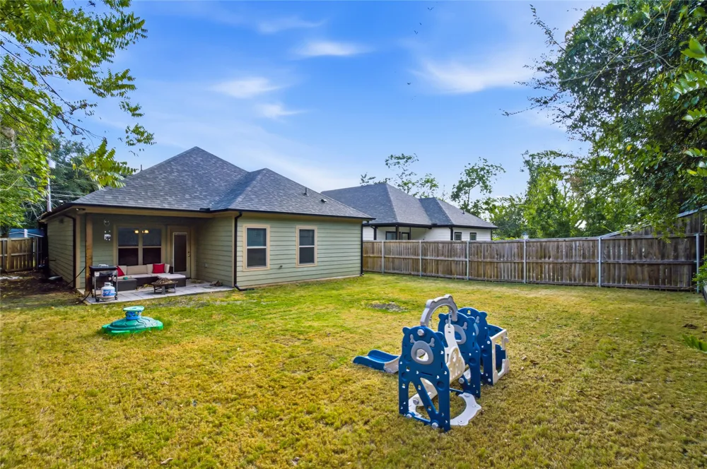 519 W Ford Street Denison, TX 75020