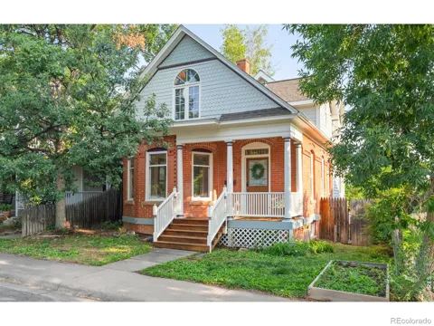 805 Dewey Avenue