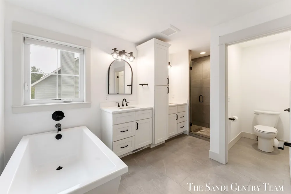 36 W Farr Road Norton Shores, MI 49444