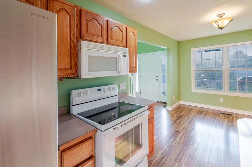 1368 Yarrow Drive Holt, MI 48842