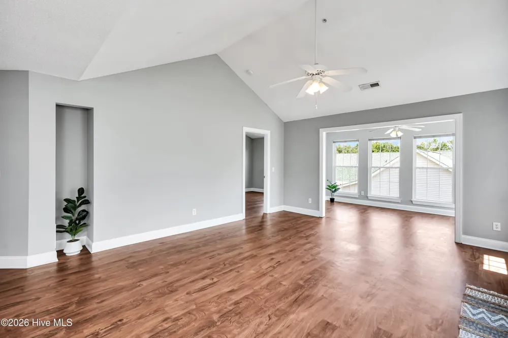 1608 Willoughby Park Court #Unit 8 Wilmington, NC 28412