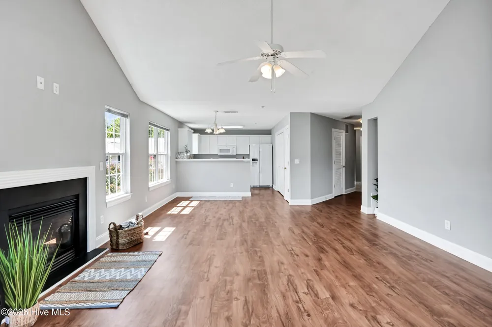 1608 Willoughby Park Court #Unit 8 Wilmington, NC 28412