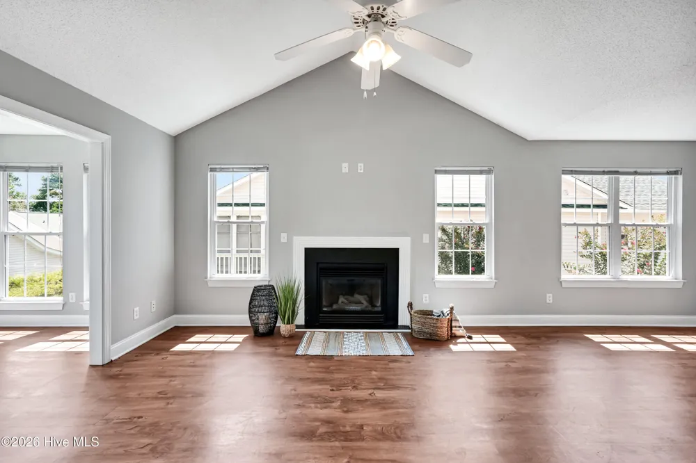 1608 Willoughby Park Court #Unit 8 Wilmington, NC 28412