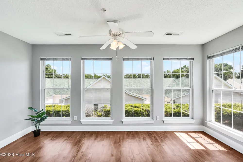 1608 Willoughby Park Court #Unit 8 Wilmington, NC 28412