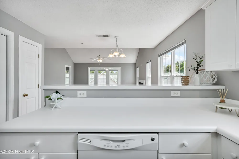 1608 Willoughby Park Court #Unit 8 Wilmington, NC 28412