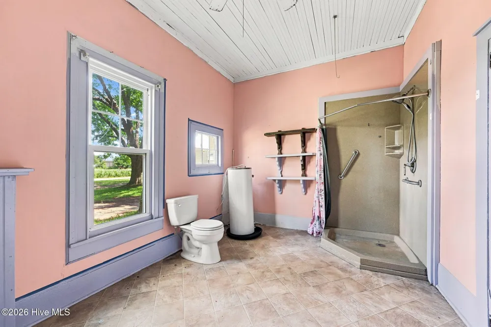 422 Cornwallis Road Teachey, NC 28464