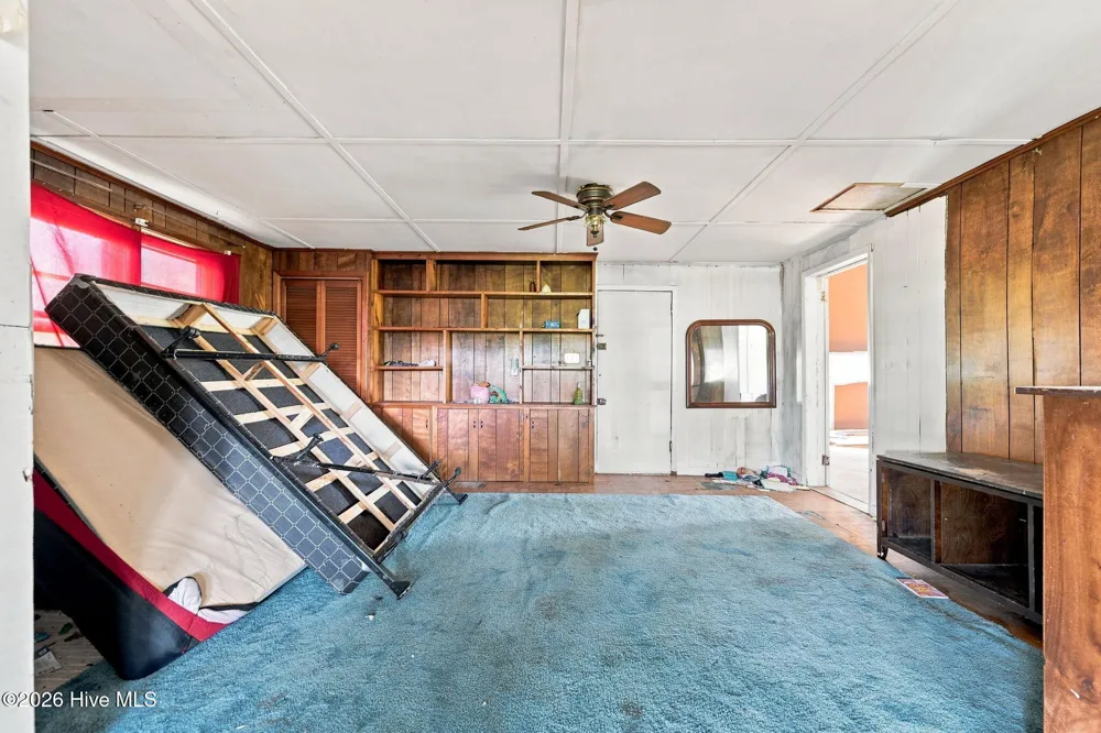 422 Cornwallis Road Teachey, NC 28464