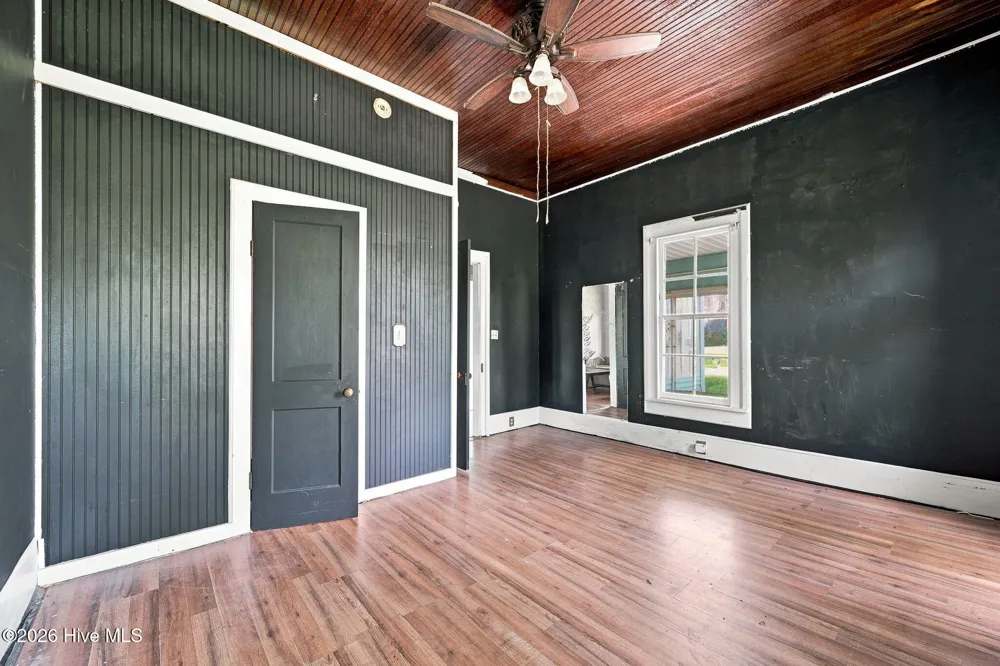 422 Cornwallis Road Teachey, NC 28464