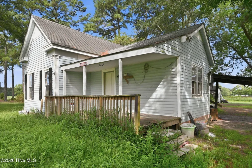 422 Cornwallis Road Teachey, NC 28464