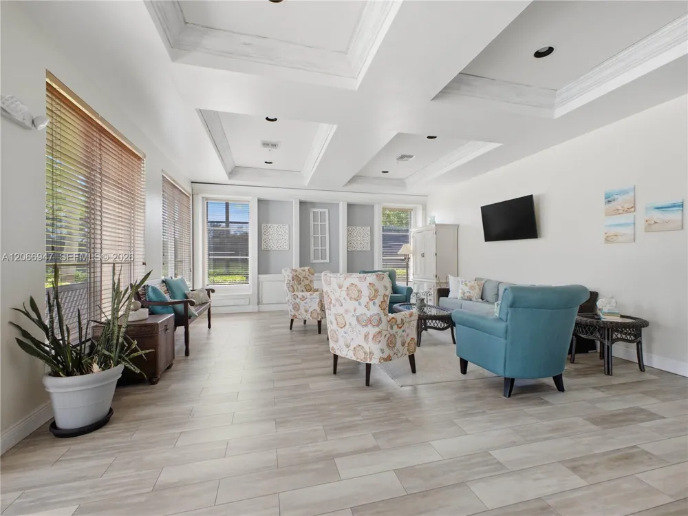 11710 Saint Andrews Pl #202 Wellington, FL 33414